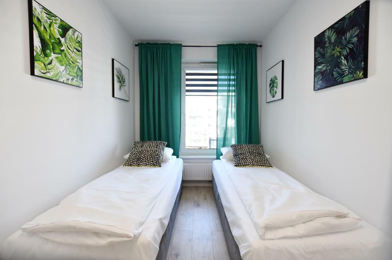 Apartament Lazur Z Miejscem Postojowym W Garazu Kołobrzeg Exterior foto